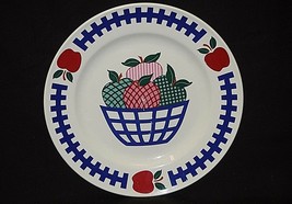 Classic Style 10-1/2&quot; Dinner Plate w Basket full of Red Green Apples Blu... - £13.13 GBP