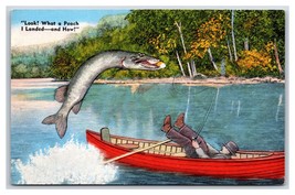 Comic Exaggeration Fisherman Look What A Peach I Landed UNP Linen Postcard U15 - £2.78 GBP