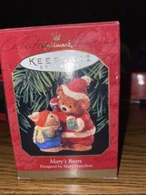 Vintage Hallmark Keepsake Ornament &quot;Mary&#39;s Bears&quot; Handcrafted Dated 1999! - £5.92 GBP