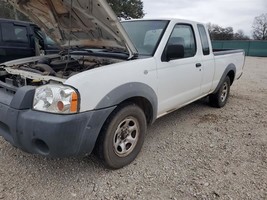 2003 2004 Nissan Frontier OEM Rear Axle 4 Cylinder 2WD 2.4L Manual 3.9L - £544.06 GBP