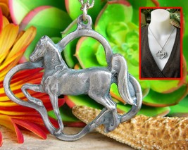 Vintage Walking Horse Tennessee Walker Morgan Pendant Necklace Figural - £21.11 GBP