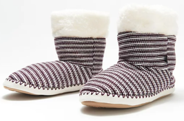 Cuddl Duds Size Medium US (7-8 M) Women&#39;s Luxe Sherpa Turn-Cuff Bootie S... - $24.40 CAD