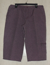 Excellent Womens Columbia Sportswear Purple W/ Floral Cargo Capris Size L - £20.92 GBP