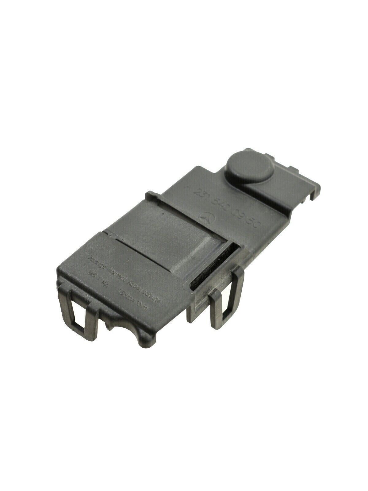MERCEDES R231 SL-CLASS PASSENGER RIGHT FUSE BOX SAFETY MEGA FUSE COVER LID - $9.89