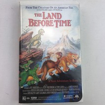 VHS The Land Before Time Clamshell Dinosaur Movie Littlefoot Ducky Spike Petrie - £15.71 GBP