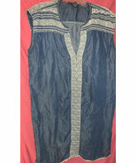 Chelsea &amp; Theodore Tencel Embroidery V Neck Dress Size Medium - $378.50 MXN