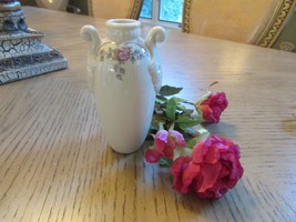 LENOX BUD VASE FLORAL GRECIAN URN SHAPED 5&quot;H IVORY W/GOLD MADE IN USA - $7.87