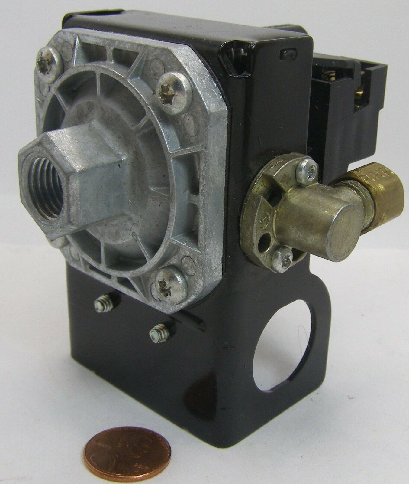 Square D Pumptrol No Cover 067 Line/Motor Auto/Off   Unknown # - $16.99