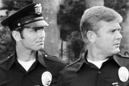 Adam-12 Martin Milner Kent Mccord 11x17 Poster - £16.41 GBP