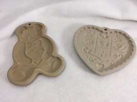 2 Pampered Chef Gardens of Heart Teddy Bear Cookie Molds Mold 21473 - £25.49 GBP