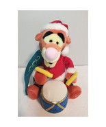 Disney Tigger Winnie The Pooh Christmas Holiday Plush Stuffed Toy VTG 2001 - $368.22 MXN