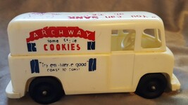 vintage 1950&#39;s archway cookie coin bank delivery truck - $18.87 CAD