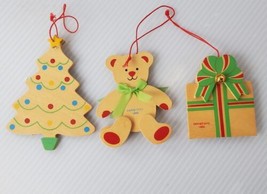 Vintage Natural Wood Christmas Tree Ornament Set Of 3 1986 Bear Present Gift 80s - £8.34 GBP