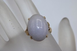 Vintage Chinese Lavender Jade Oval Cabochon Ring 14K Yellow Gold Size 8.25 - £260.70 GBP