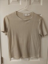 Ladies Top Small Beige, Kathie Lee Collection, Never Worn - $92.53 MXN