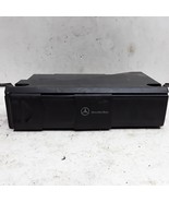 03 04 05 06 07 Mercedes-Benz C Class CD changer with magazine ID 2208274... - €62,80 EUR