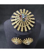 READ Vtg Emmons  Gold Tone Brooch &amp; Earring Set Multicolor Rhinestones S... - $36.67