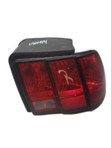 Passenger Right Tail Light Fits 99-04 MUSTANG 1235420 - $484.94 MXN