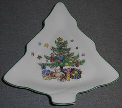 Nikko HAPPY HOLIDAYS PATTERN Christmas Tree CANDY/NUT DISH - $15.83