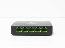 Luxul XGS-1005 5-Port Gigabit Desktop Switch image 5