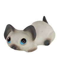 Freeman McFarlin Siamese Kitten Cat Figurine Lying Down Matte Blue Eyes - £39.86 GBP