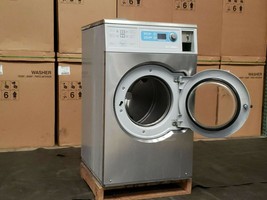 Wascomat W630CC Front Load Washer Coin Op 30LB 208-240V S/N 00521/0410202 [Ref] - $2,475.00