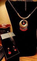 Reinvented Goldtone and Coral Orange East Indian Style Necklace Set - £12.74 GBP
