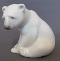 Vintage Single Seated Polar Bear Lladro Daisa Hand Made in Spain Figurin... - $34.99