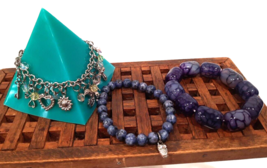 Lot 3 Bracelets Purple Blues and Silvertone Beaded OWL, Purple Chunky , ... - $19.64