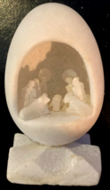 Miniature Nativity Scene Egg White Huamanga Hand Carved Stone  Peru [e-03] - $7.00