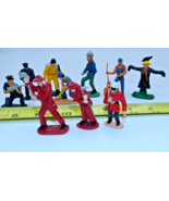 10 Assorted Miniature Figures Construction, Police, Fire Model Railroad ... - $376.98 MXN