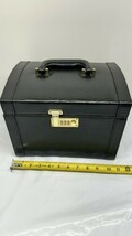 Genuine Bentony Square Soft Cover Hard Shell Combination Lock Box Black - $48.50 CAD