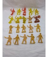 Lot Of (20) Vintage Cowboy Vs Indian Plastic Toy Soldiers 2&quot; Orange Yell... - €27,17 EUR