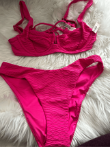 Victoria secret pink bikini 34B top medium bottom no padding on the bra nwt - $64.35