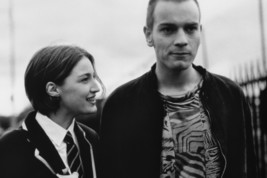 Kelly Macdonald and Ewan McGregor in Trainspotting as Diane and Renton 18x24 Pos - £19.17 GBP