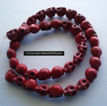 Skull stone beads day of the dead red reconstituted Howlite 40 pcs  BS049 - £2.34 GBP