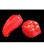 Tupperware Vegetable Keepers Tomato 6582A and Red Chili Pepper 5816A - $36.58 CAD