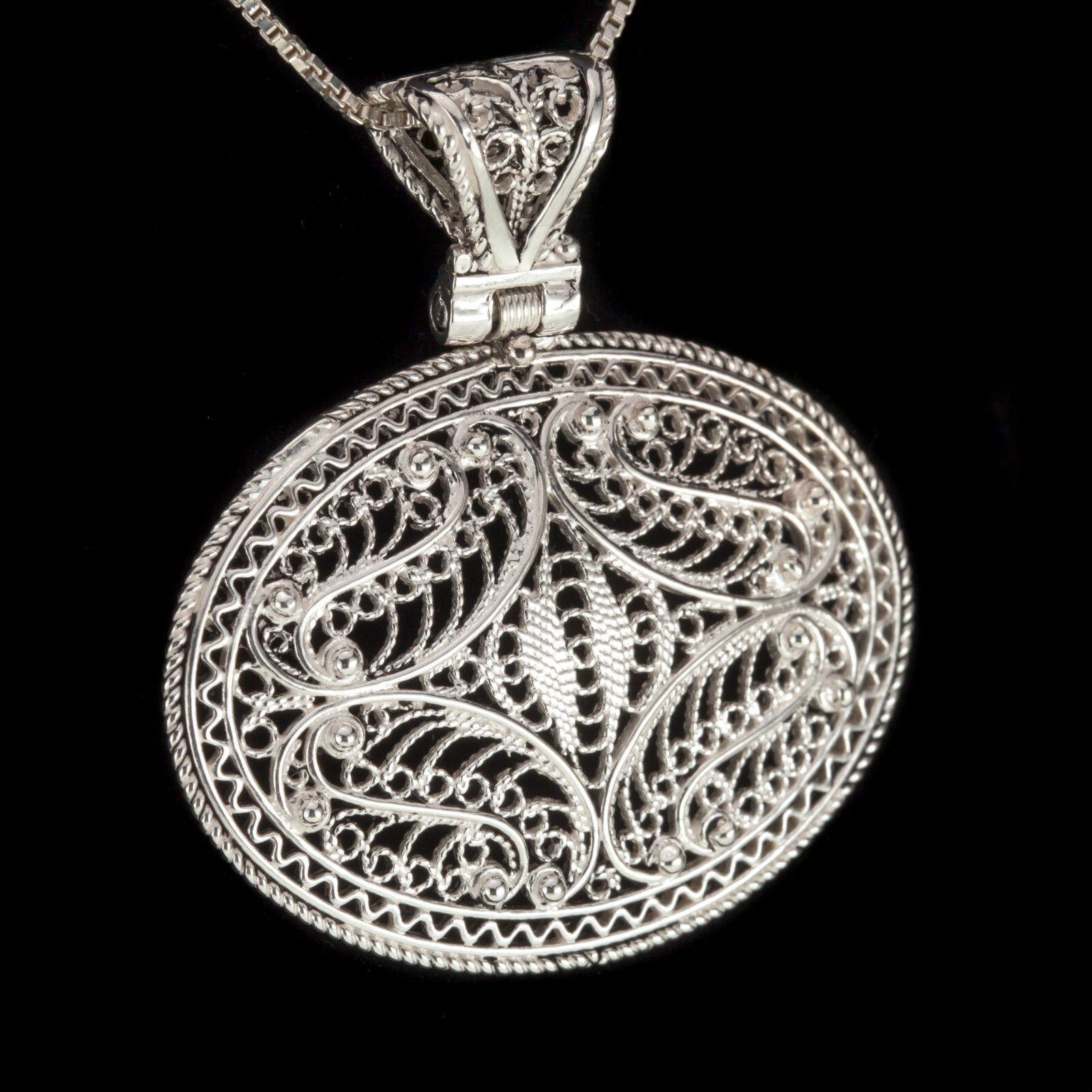 Gorgeous Filigree Sterling Silver Pendant 44 mm Wide Item image 2