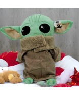 Star Wars: The Mandalorian Baby Yoda Pillow Buddy - €20,05 EUR