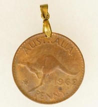 Vintage Estate Jewelry 1962 Copper Australia Penny Coin Kangaroo Pendant Charm - £10.19 GBP