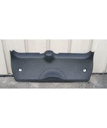 2011-2013 JEEP GRAND CHEROKEE LIFTGATE TRUNK PLASTIC BLACK COVER REAR OEM - $3,620.10 MXN