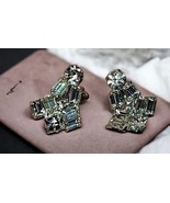 Vintage Kramer of NY 1940s Silver Tone Baguette Rhinestone Cluster Clip ... - $48.99