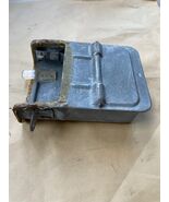 VW Beetle Bug 1968-1977 Dash Ash Trey Slide Metal Housing. OE Volkswagen - $22.07 CAD