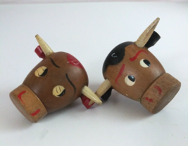 Vintage 1950s Wooden Hand Painted Bulls Salt &amp; Pepper Shakers - €8,26 EUR