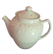 New Htf Princess House Veranda White Embossed Teapot 8 1/2&quot; Tall - £39.65 GBP