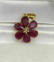 14k Yellow Gold Over Flower Cluster Pendant/ Charm Pear Ruby 2.20Ct - £71.88 GBP