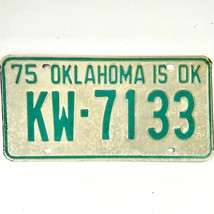 1975 United States Oklahoma Kiowa County Passenger License Plate KW-7133 - £14.70 GBP