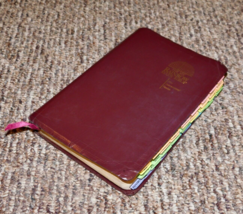 RARE! NIV Rainbow Study Bible Color Coded Tab &amp; Verse Bold Line Book NICE! - £38.93 GBP