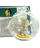 1993 Enesco Precious Moments Ornament with an ANGEL KISS ~ 9.5&quot; Round - $6.72 CAD
