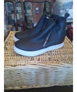 Black Size 7 Shoes Women&#39;s - $47.37 CAD